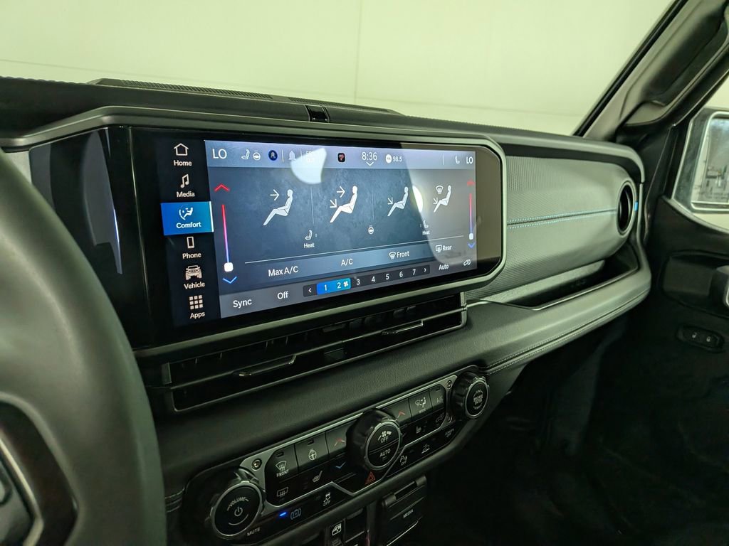 Certified 2025 Jeep Wrangler Unlimited Rubicon 4xe w/ Safety Group image 24