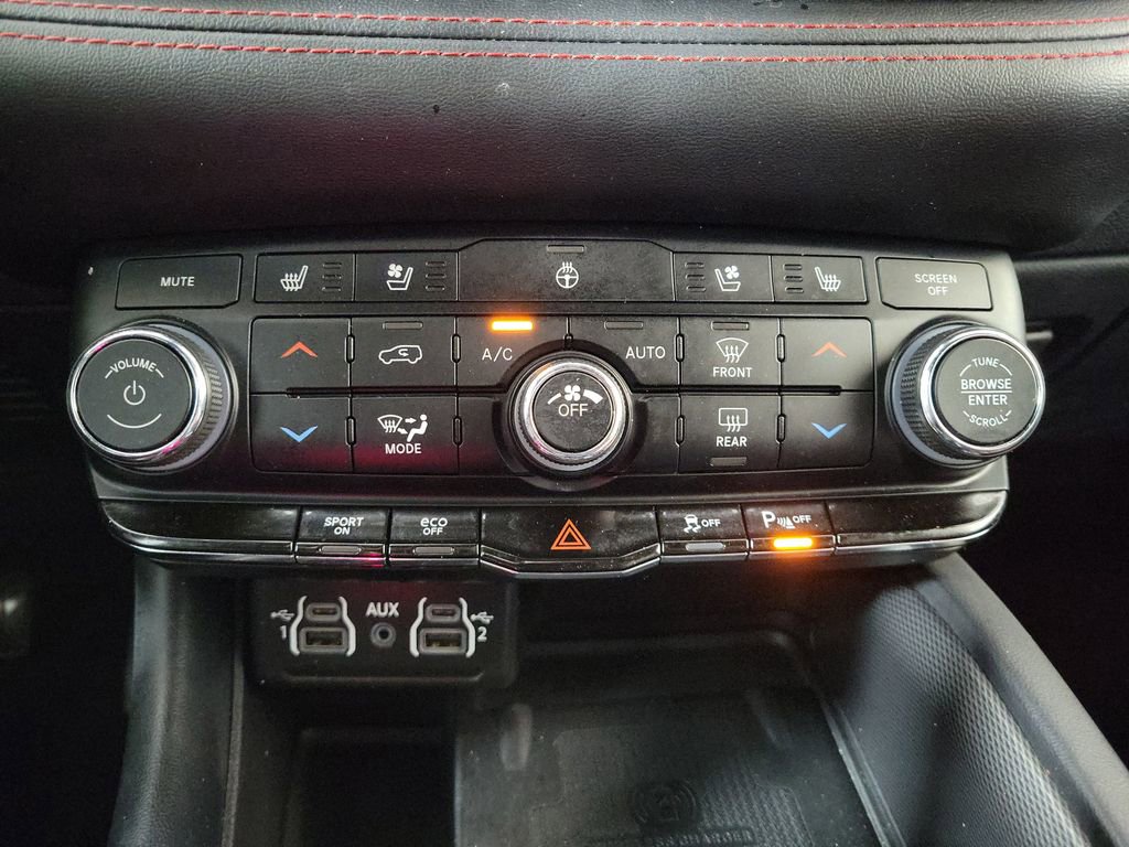 Used 2024 Dodge Durango R/T RWD image 21