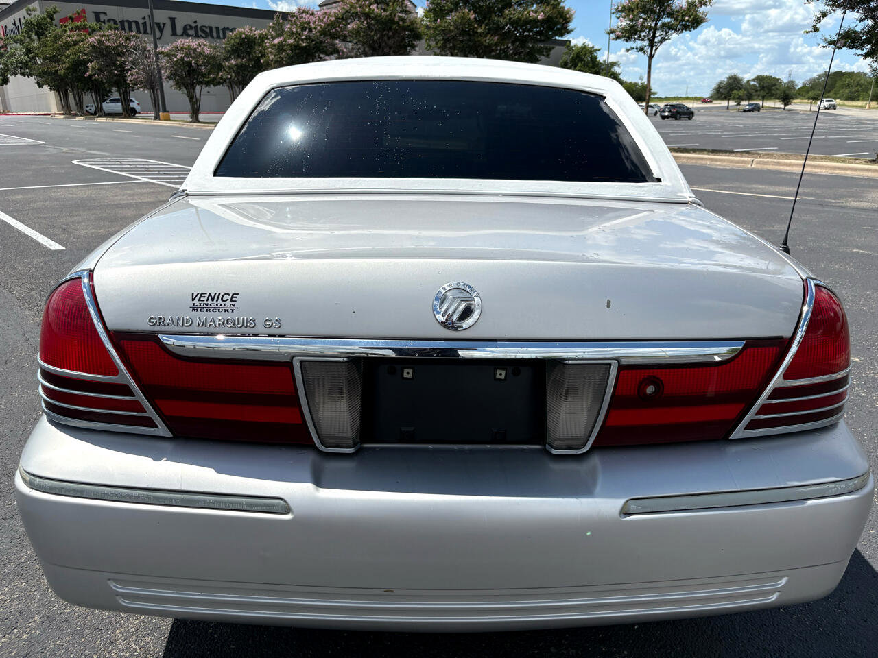 Used 2005 Mercury Grand Marquis GS image 6