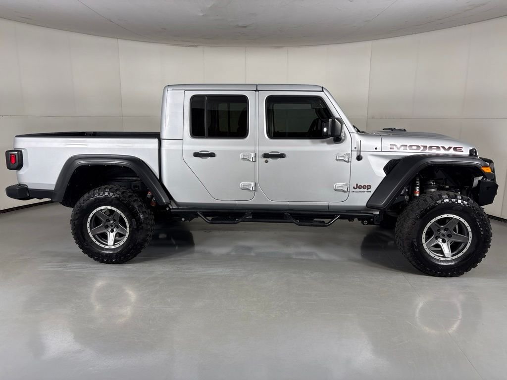 Used 2023 Jeep Gladiator Mojave w/ Cold Weather Group AWD/4WD image 9