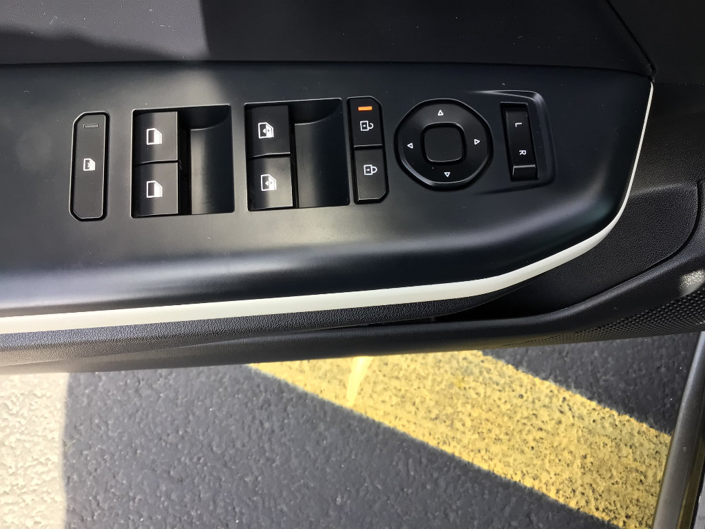 Used 2025 Kia K4 GT-Line w/ GT-Line Sunroof Package FWD image 8