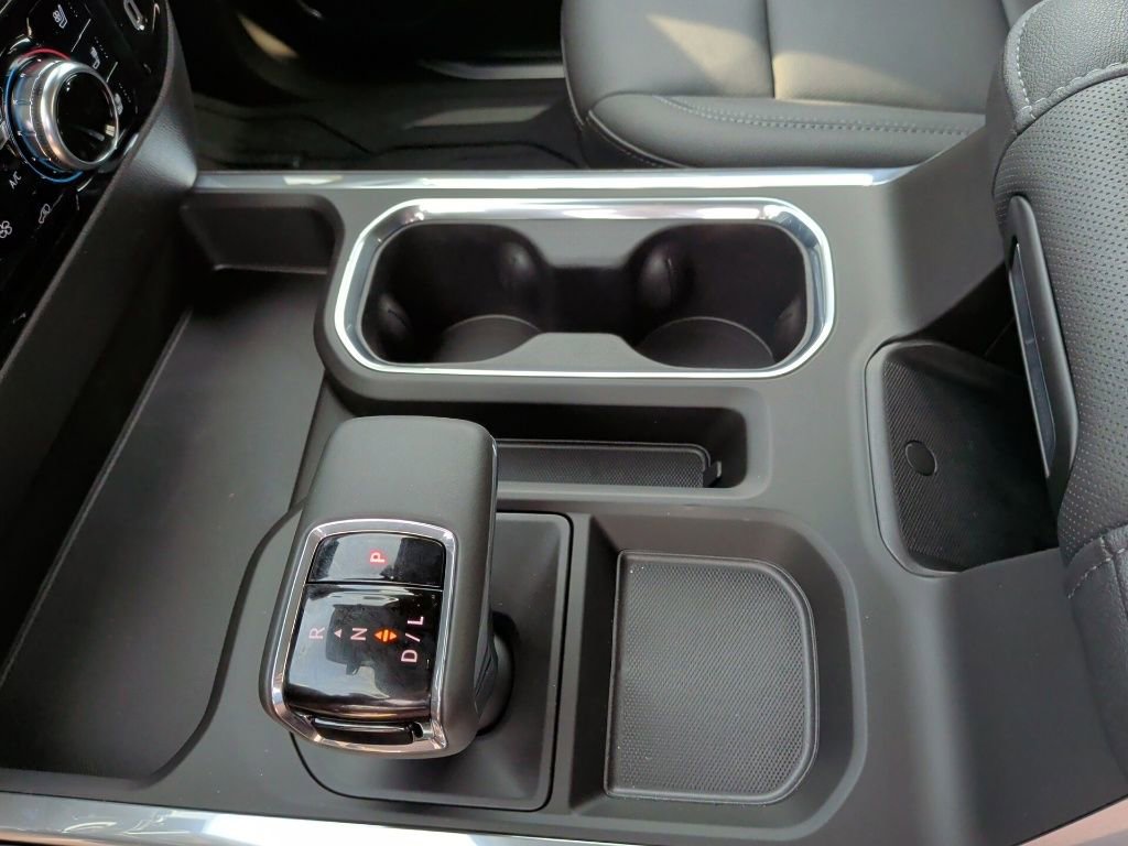 New 2026 GMC Sierra 1500 SLT image 33