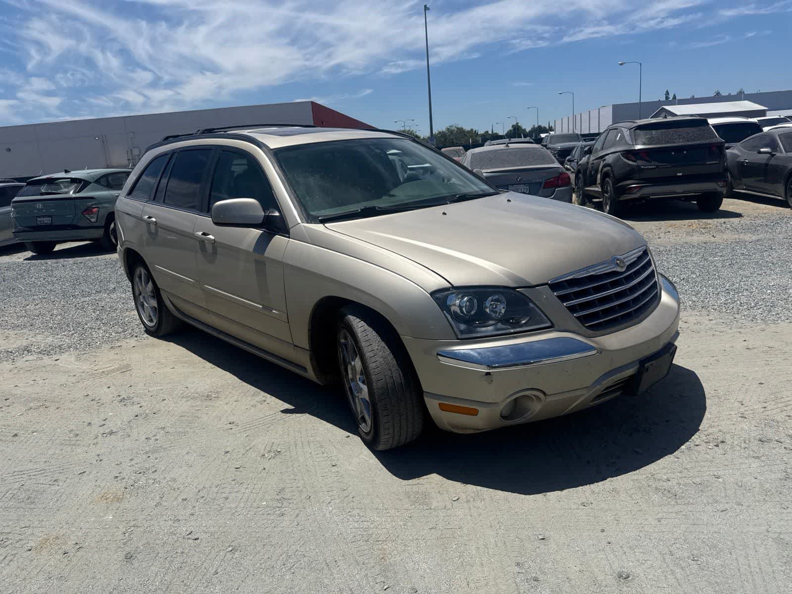 Used 2006 Chrysler Pacifica Limited AWD/4WD image 3