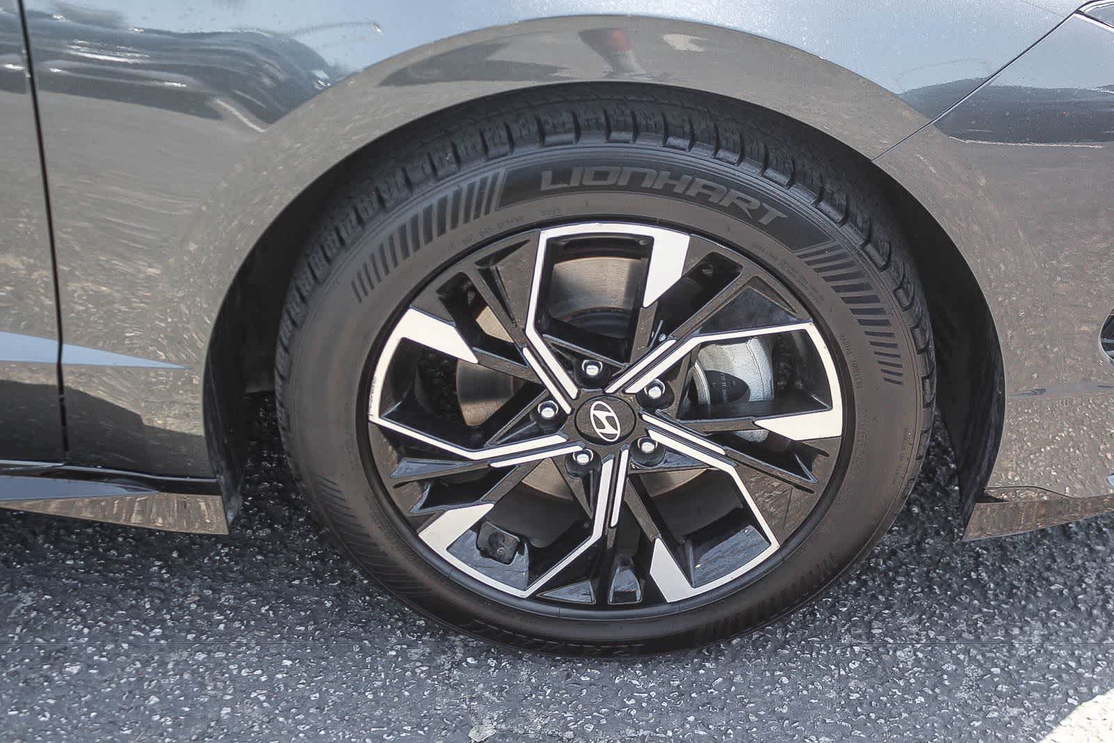 Certified 2024 Hyundai Sonata SEL FWD image 12