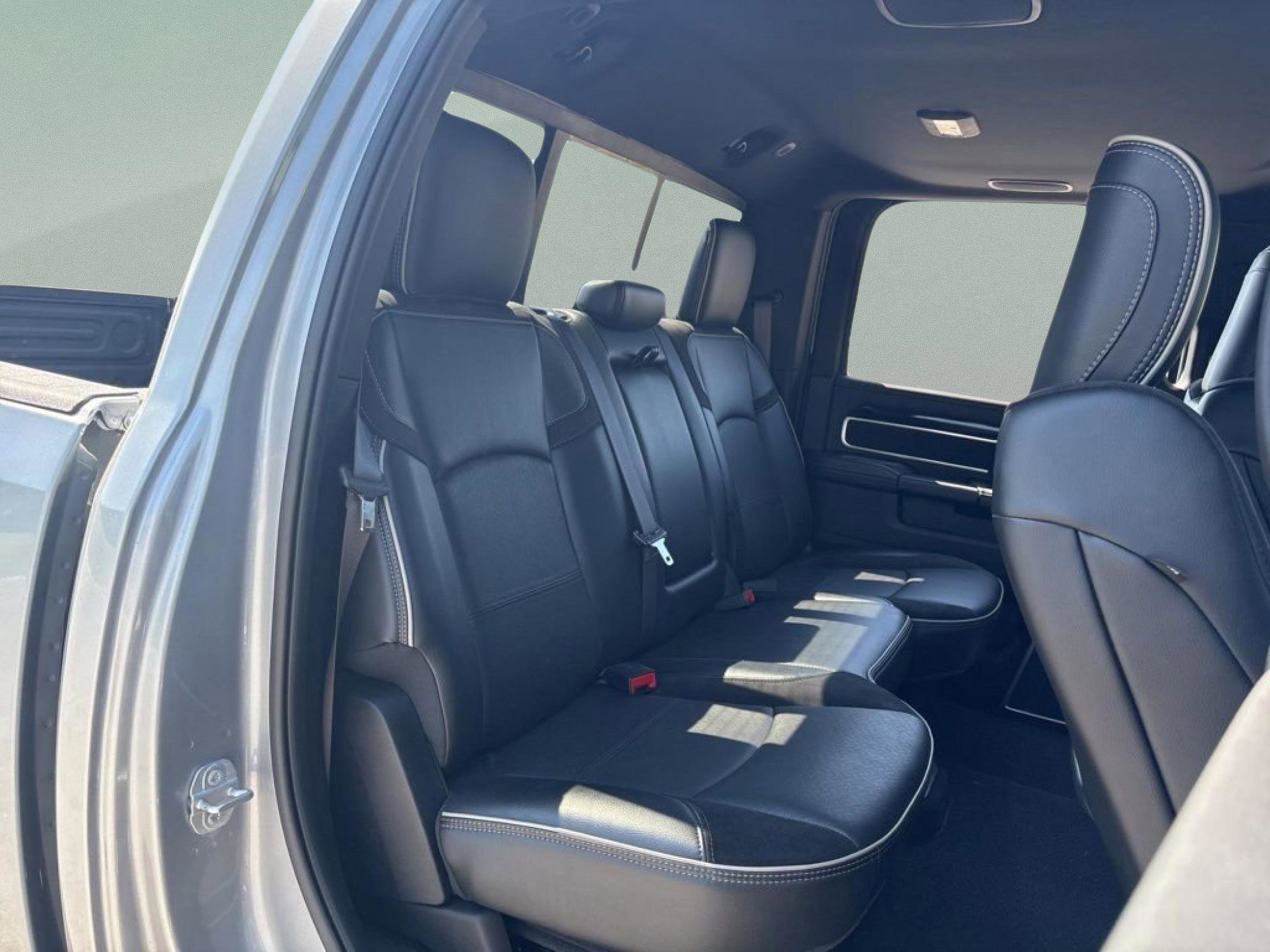 Used 2020 RAM 2500 Laramie image 21