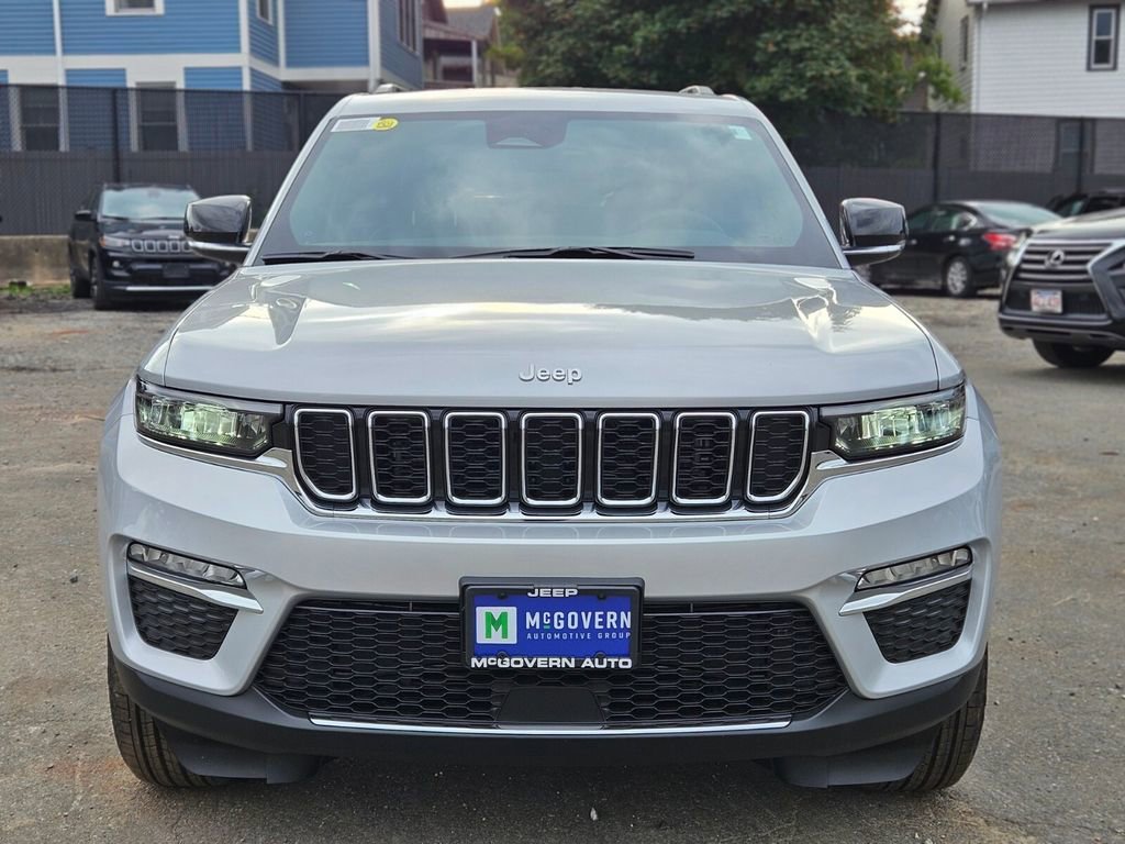 New 2025 Jeep Grand Cherokee Limited image 8