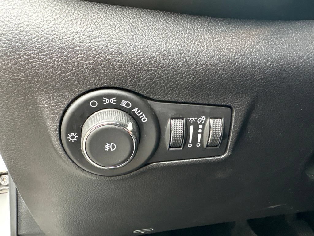 Used 2024 Jeep Compass Limited AWD/4WD image 13