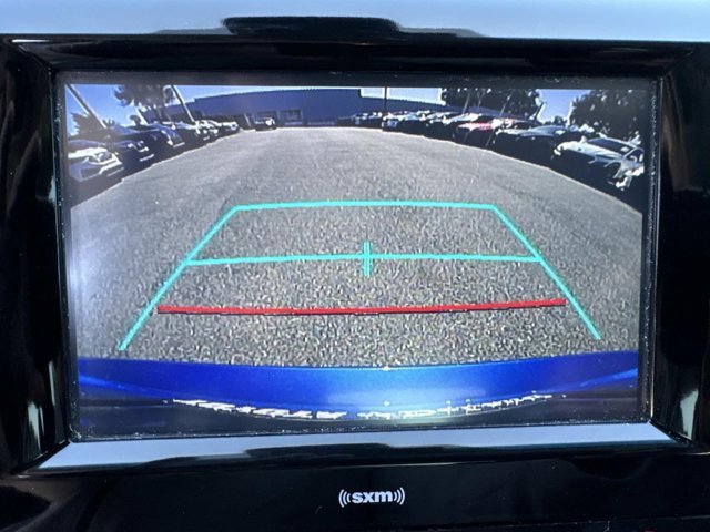 Used 2020 Toyota Camry LE image 29