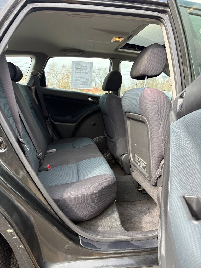 Used 2006 Toyota Matrix XR image 12