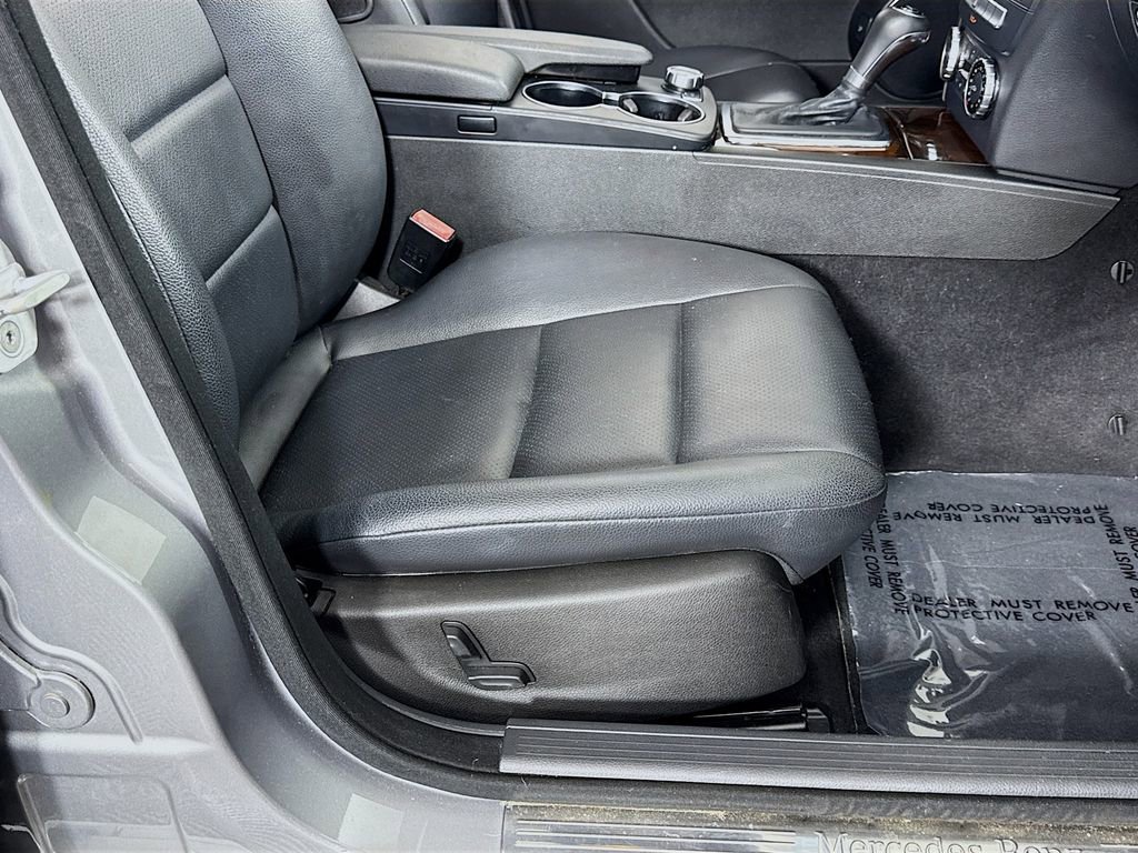 Used 2014 Mercedes-Benz C 250 Sedan image 30