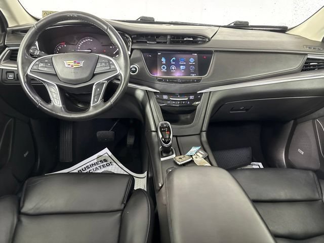 Used 2017 Cadillac XT5 Luxury AWD/4WD image 32