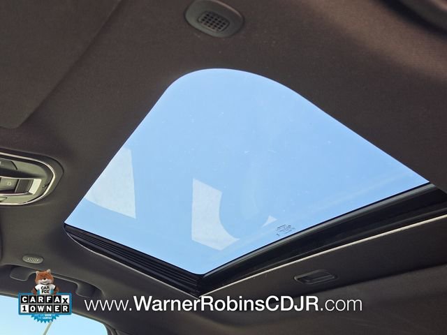 Used 2025 Jeep Grand Cherokee Laredo X w/ Luxury Tech Group I image 20