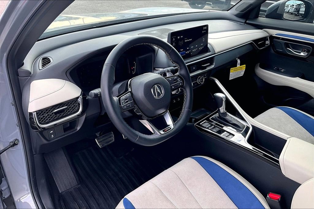 Used 2025 Acura ADX A-Spec image 17