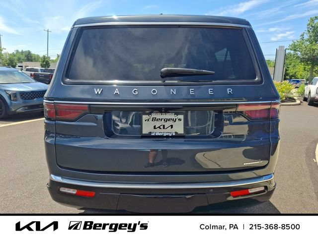 Used 2024 Jeep Wagoneer L Series II w/ Flexible Seating Group AWD/4WD image 6