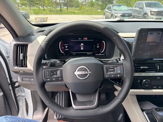New 2026 Nissan Pathfinder SL AWD/4WD image 46
