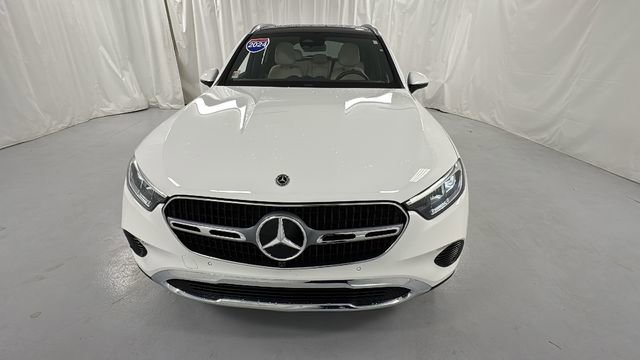 Used 2024 Mercedes-Benz GLC 300 4MATIC image 8
