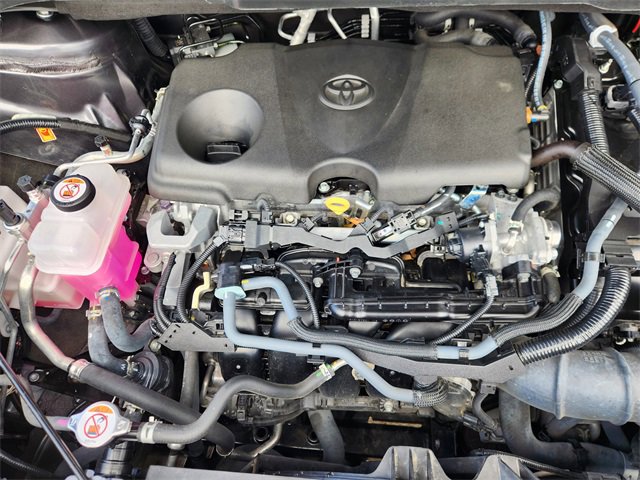 Certified 2025 Toyota Sienna XLE image 32