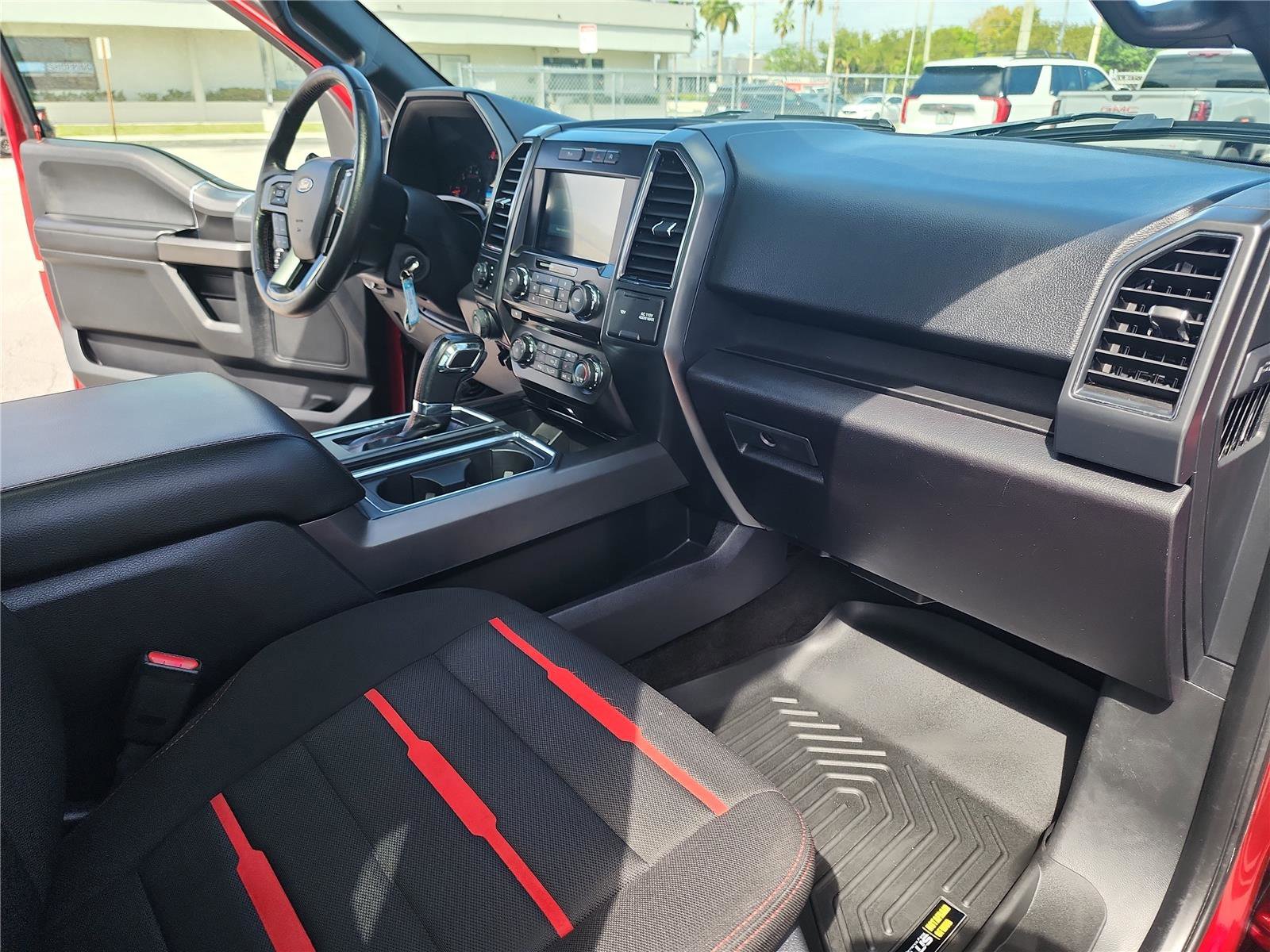 Used 2017 Ford F150 XLT w/ Equipment Group 302A Luxury image 29
