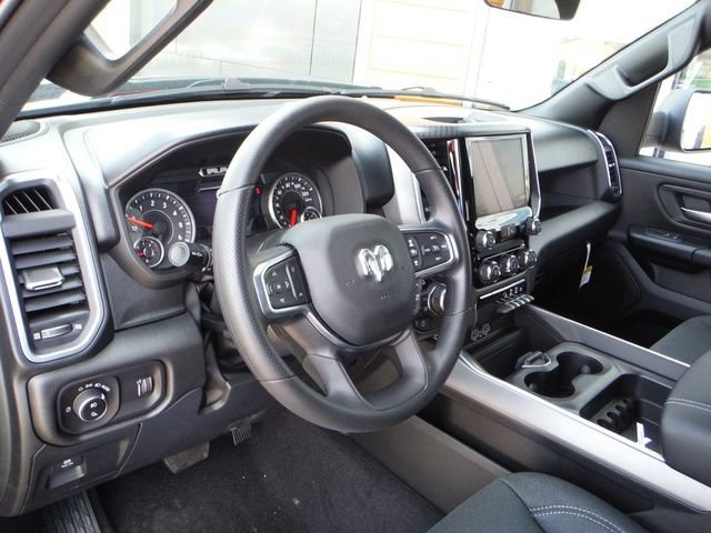 New 2026 RAM 1500 Express AWD/4WD image 13