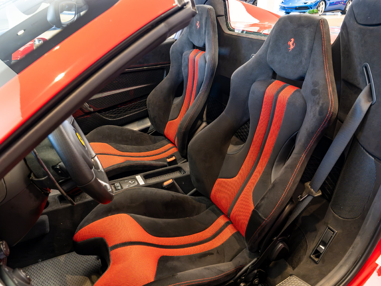 Used 2015 Ferrari 458 Speciale A RWD image 11