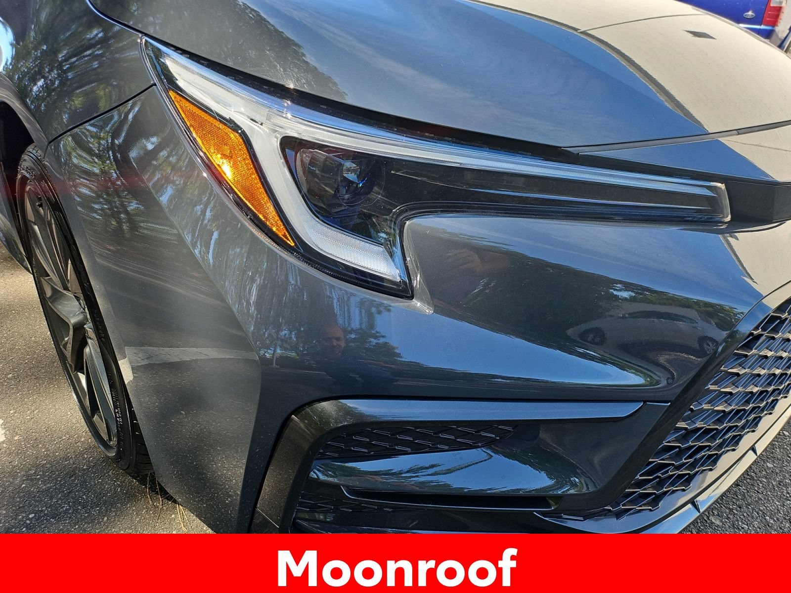 Used 2025 Toyota Corolla SE w/ SE Premium Package FWD image 13