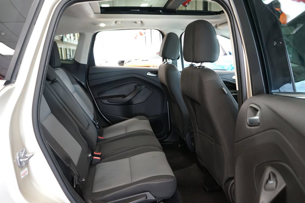 Used 2017 Ford Escape SE FWD image 13