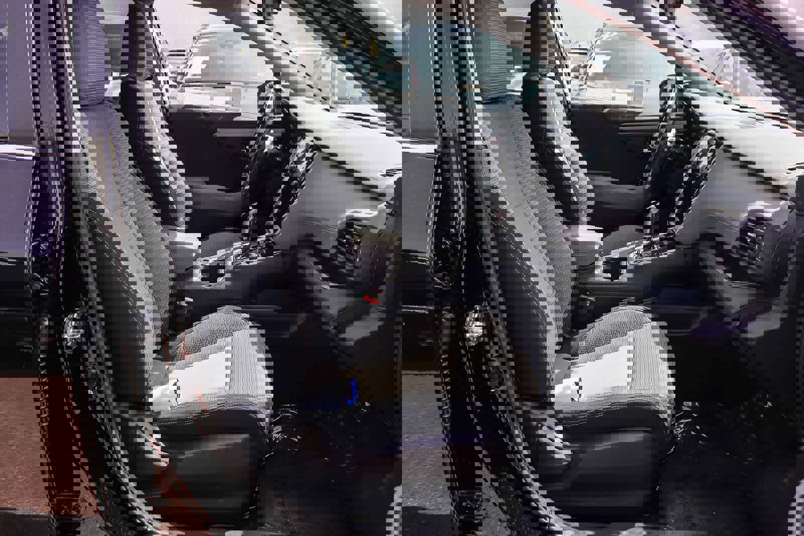 Used 2023 Subaru Outback Premium image 13