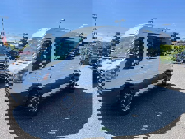 Used 2017 Ford Transit 350 XL image 3