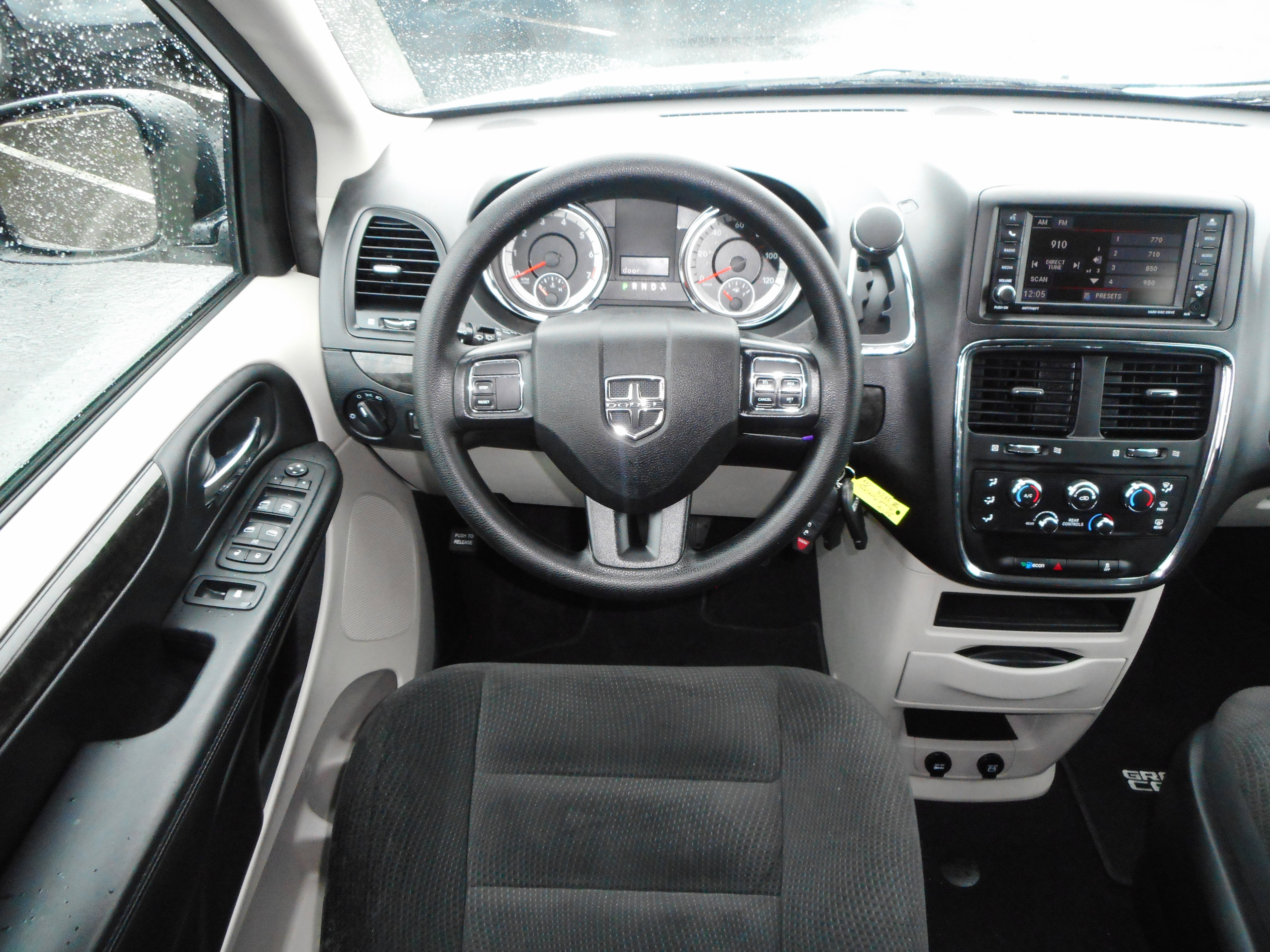 Used 2017 Dodge Grand Caravan SE w/ Power Window Group FWD image 20