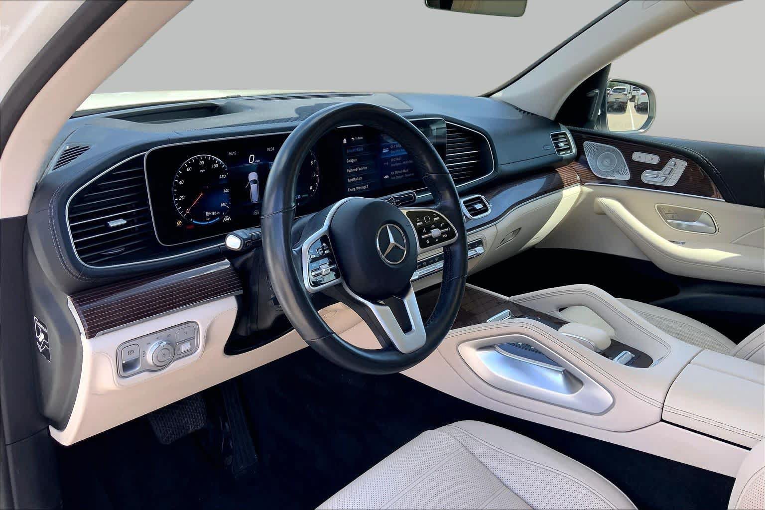 Used 2022 Mercedes-Benz GLS 450 4MATIC image 18