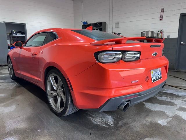 Used 2019 Chevrolet Camaro SS RWD image 4