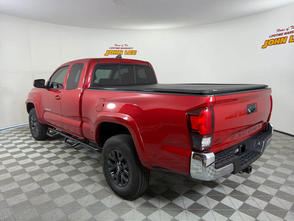 Used 2022 Toyota Tacoma SR5 w/ SR5 Appearance Package (SM) RWD image 3