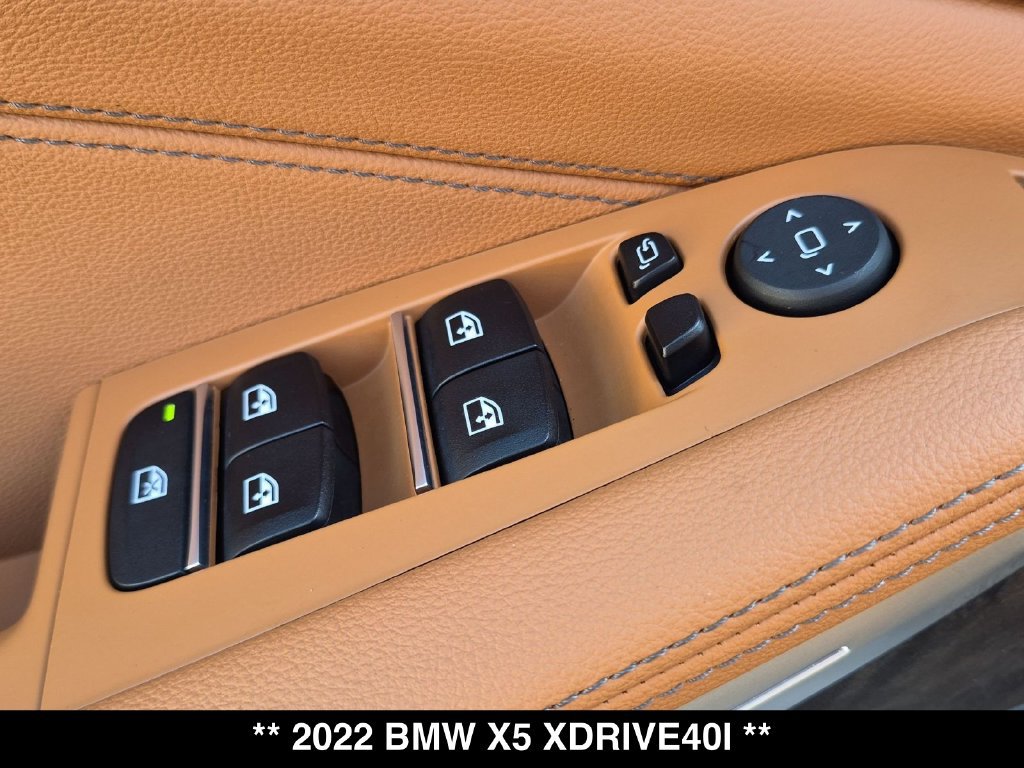 Used 2022 BMW X5 xDrive40i w/ Premium Package AWD/4WD image 28