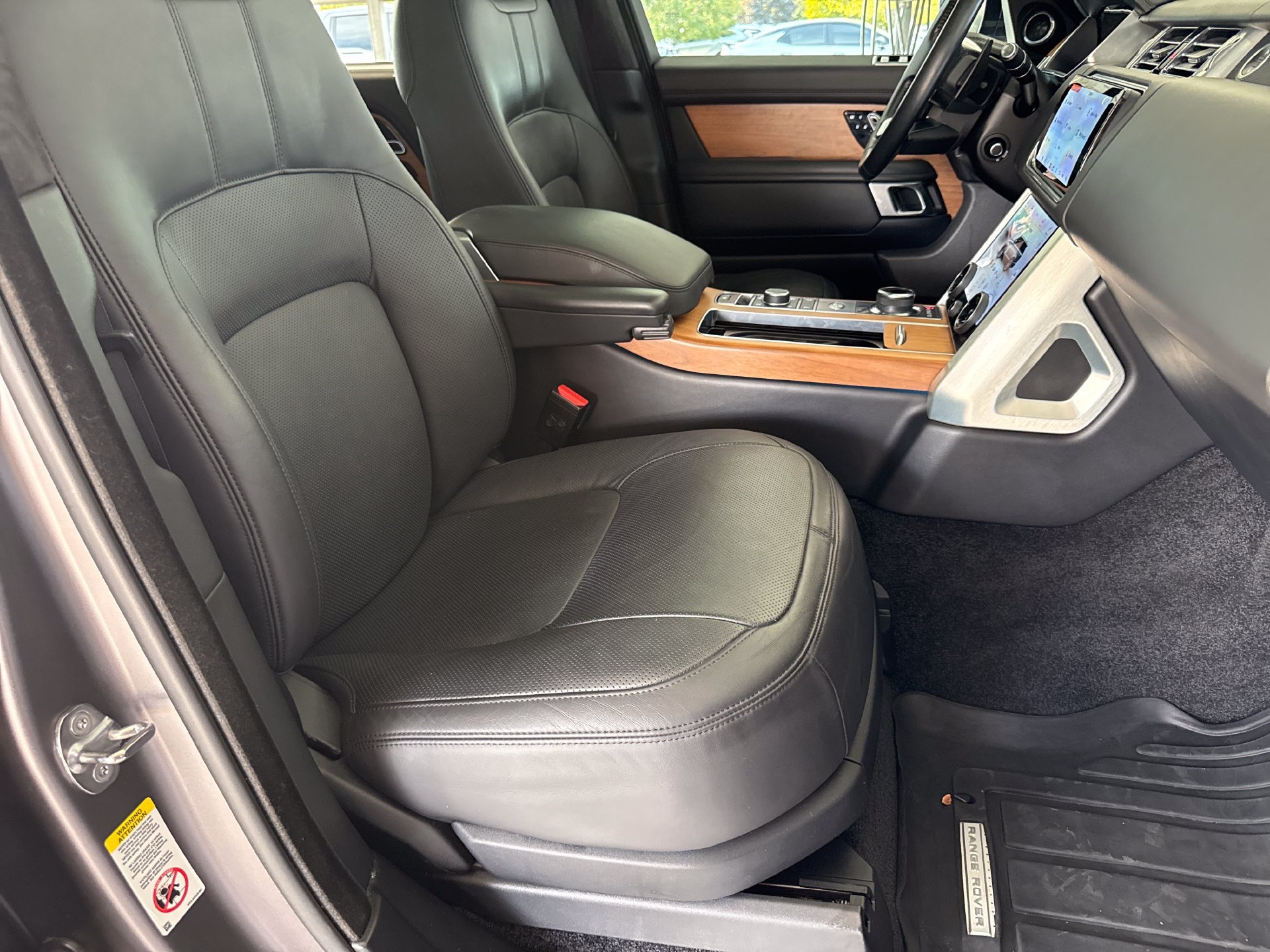 Used 2021 Land Rover Range Rover P525 Westminster Edition LWB AWD/4WD image 19