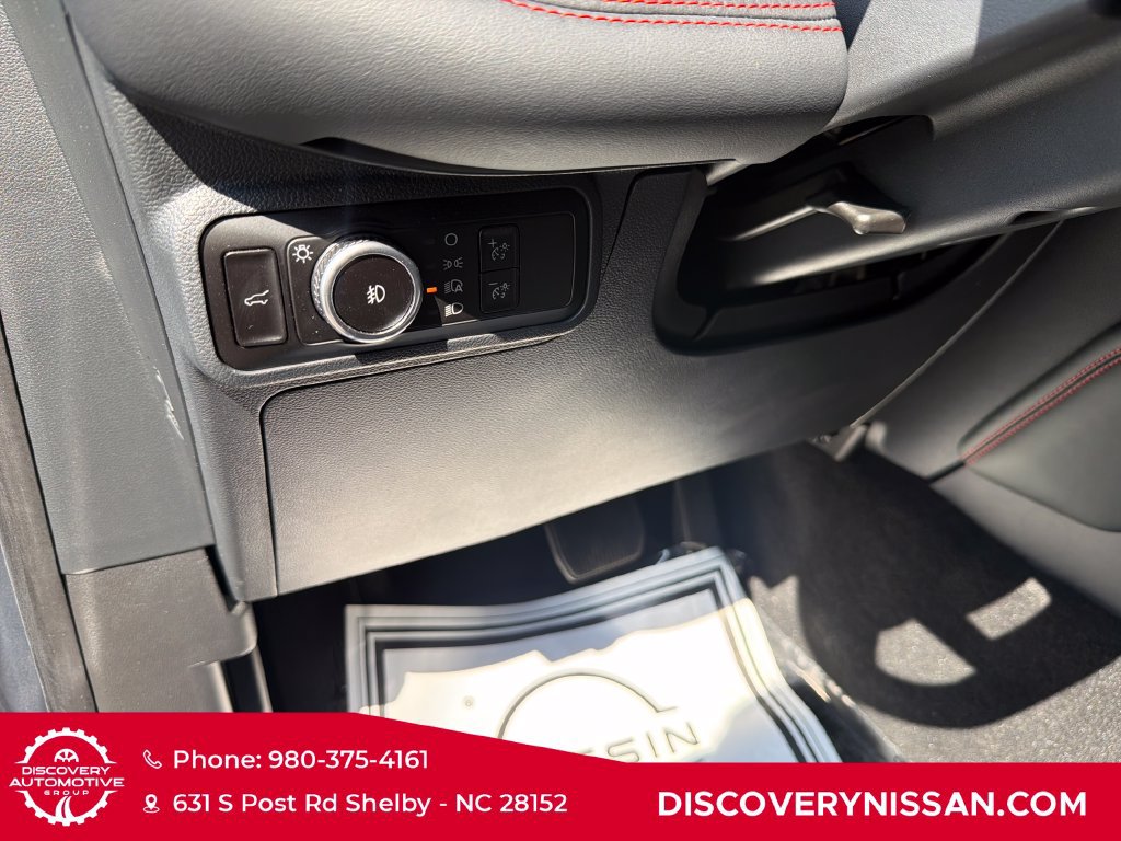 Used 2025 Ford Explorer ST-Line w/ Premium Package AWD/4WD image 15