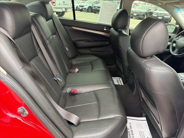 Used 2011 INFINITI G37 x w/ Premium Pkg image 17