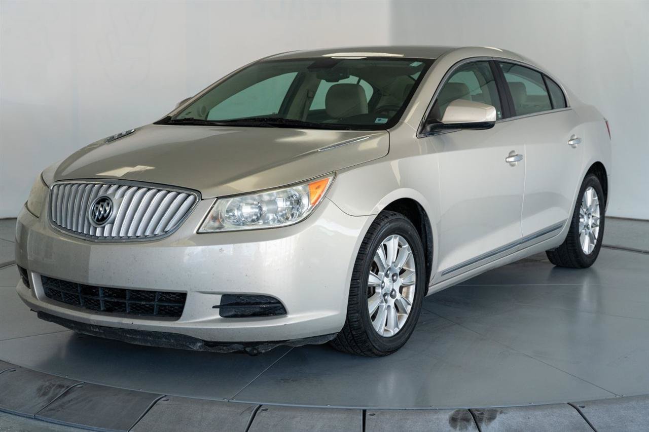 Used 2010 Buick LaCrosse CX FWD image 3