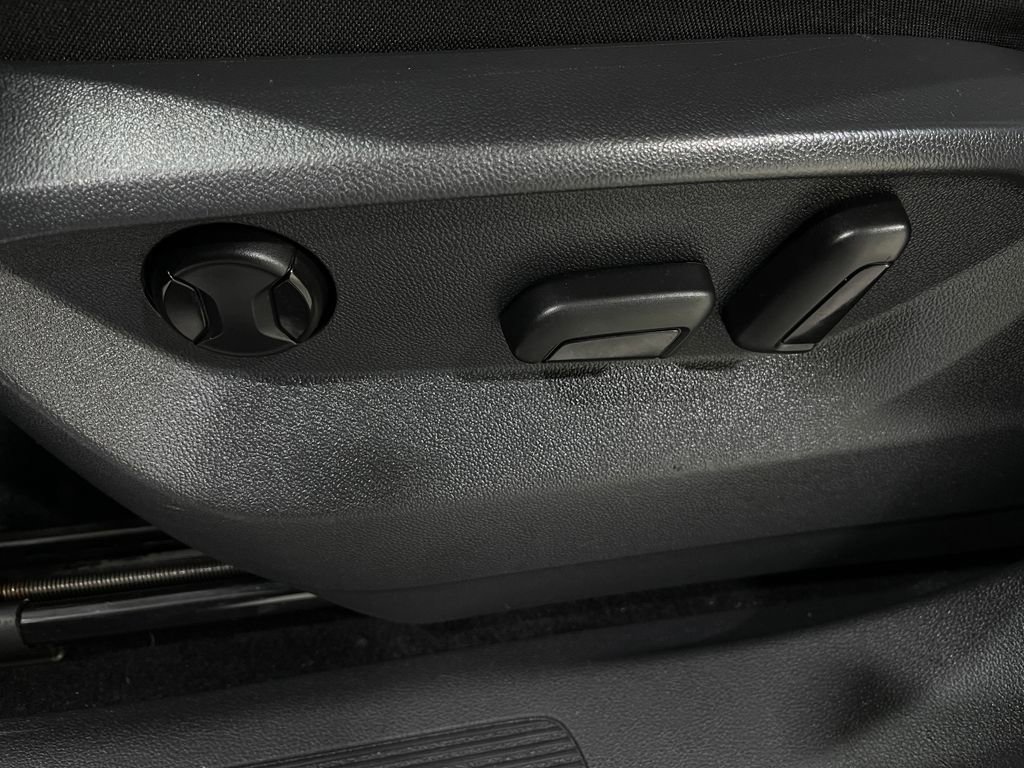 Used 2019 Volkswagen Tiguan SEL image 23