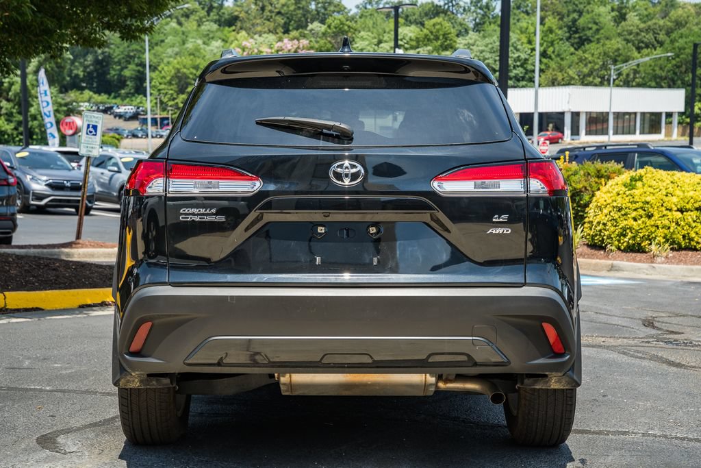 Used 2022 Toyota Corolla Cross LE AWD/4WD image 6