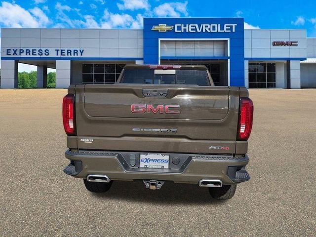 Used 2023 GMC Sierra 1500 AT4 w/ Technology Package image 5