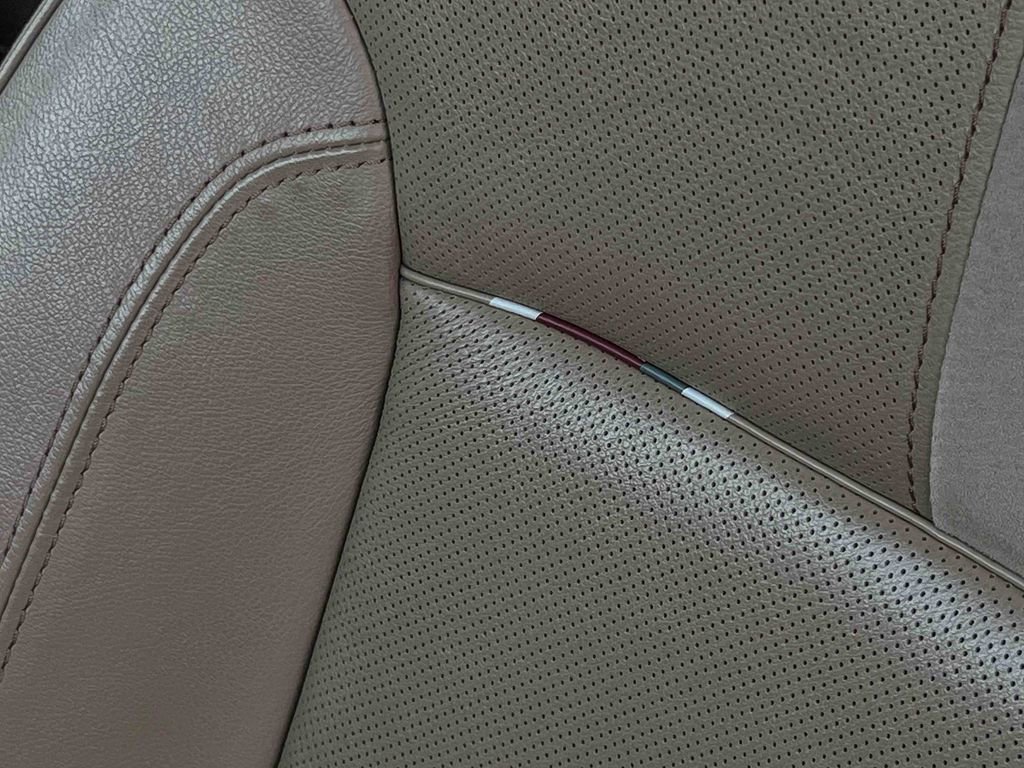 Used 2019 Chevrolet Blazer Premier w/ Sun and Wheels Package image 53