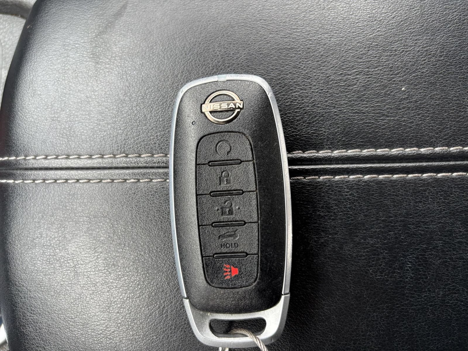 Used 2025 Nissan Rogue SV FWD image 20