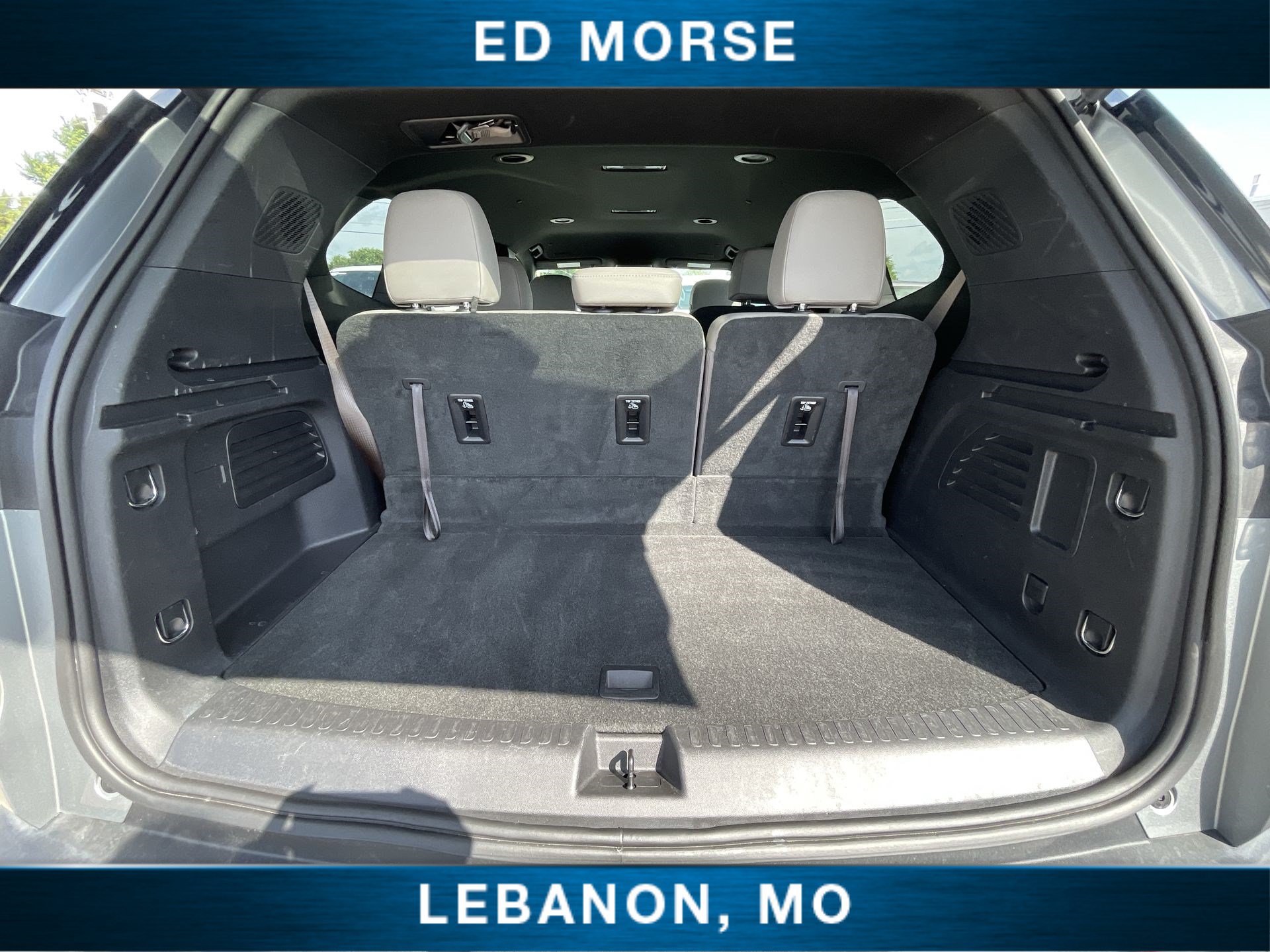 Certified 2026 GMC Acadia Elevation w/ Elevation Premium Package AWD/4WD image 24