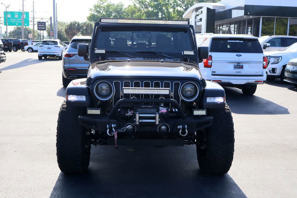 Used 2020 Jeep Gladiator Overland AWD/4WD image 4