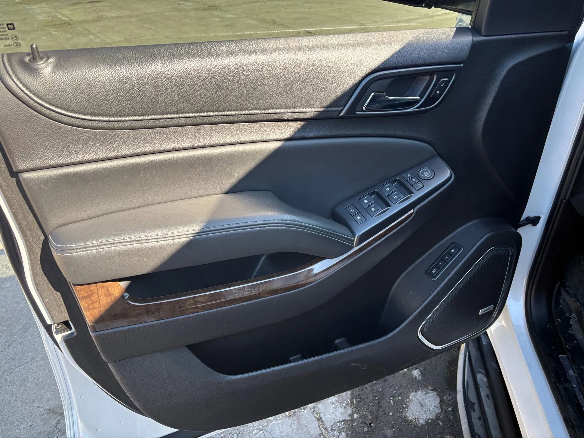 Used 2016 Chevrolet Tahoe LT image 9