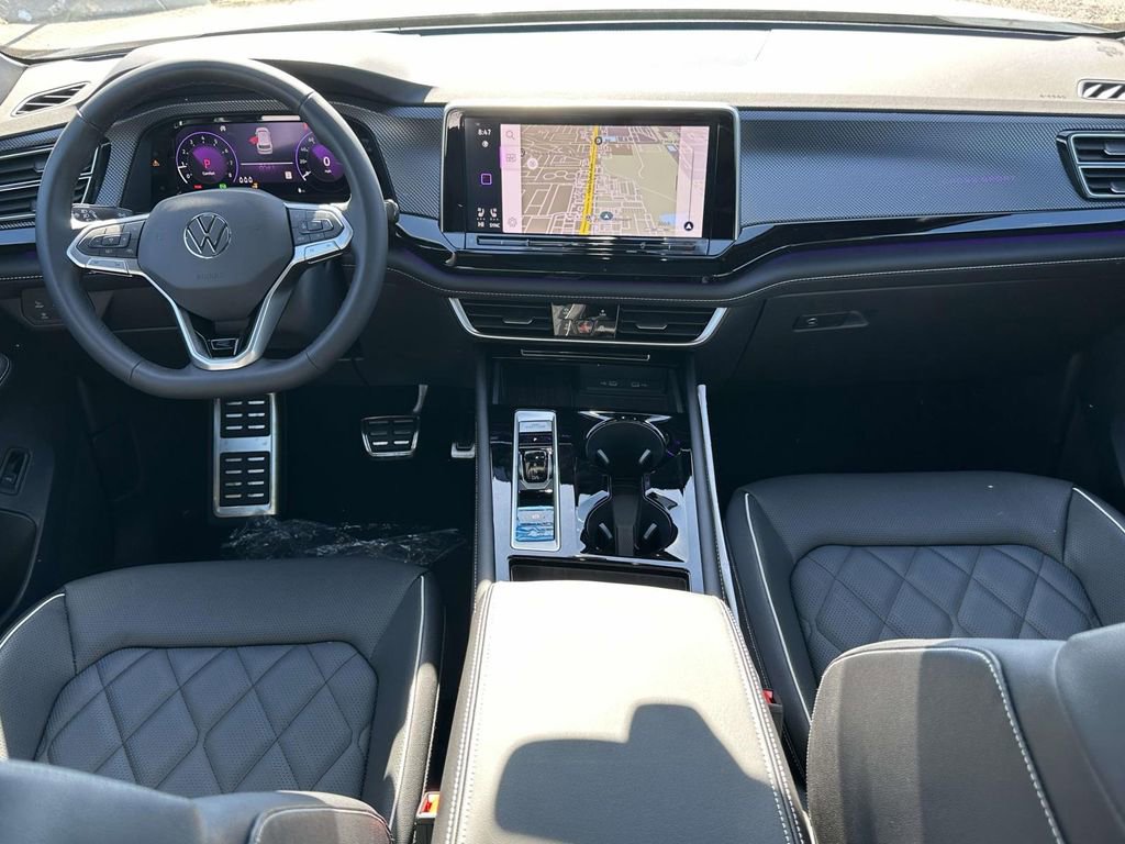 New 2026 Volkswagen Atlas Cross Sport SEL Premium R-Line image 11