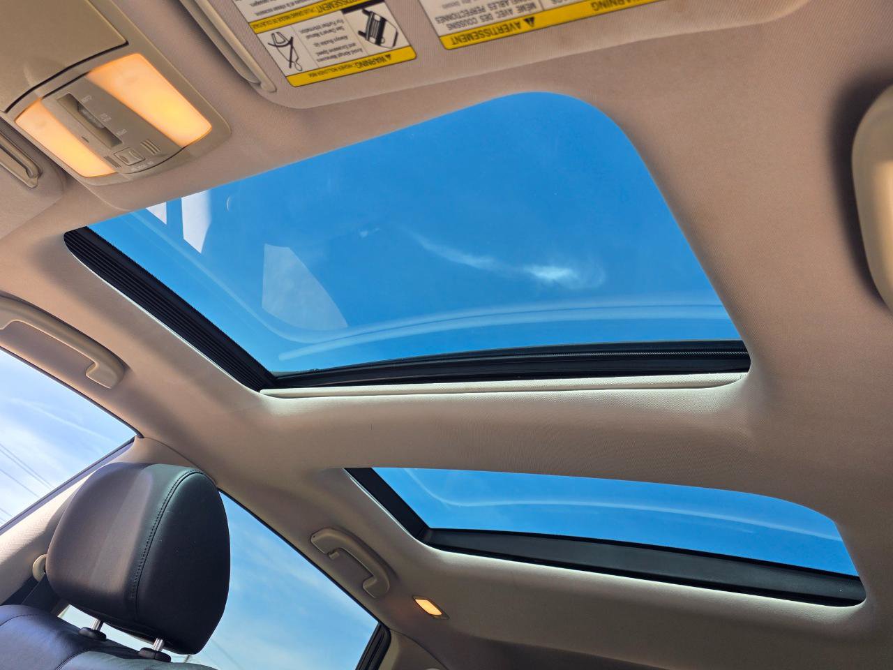 Used 2010 Nissan Murano LE w/ Navigation Pkg image 3