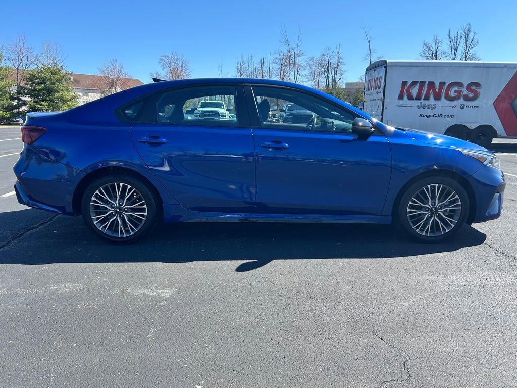 Used 2024 Kia Forte GT-Line w/ GT-Line Premium Package image 8