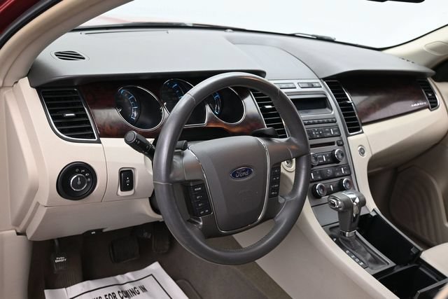 Used 2010 Ford Taurus SEL FWD image 16
