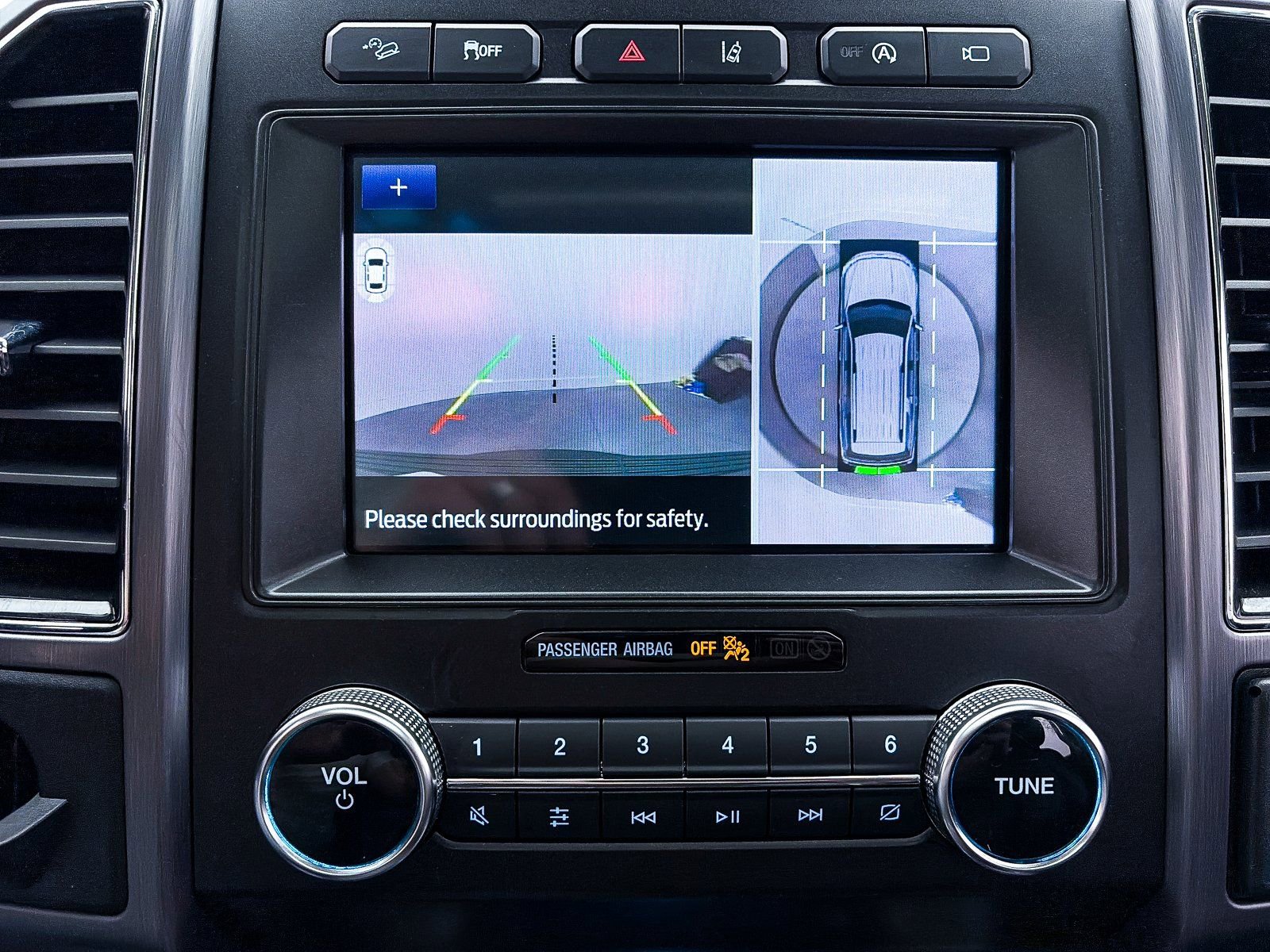 Used 2021 Ford Expedition Max Platinum AWD/4WD image 9